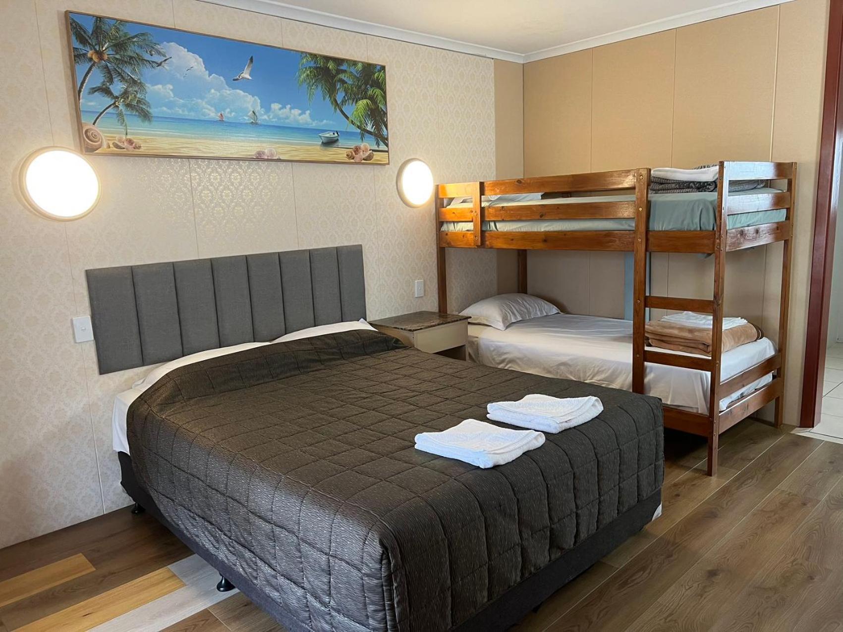 Central Jetty Motel Зе-Энтранс Экстерьер фото